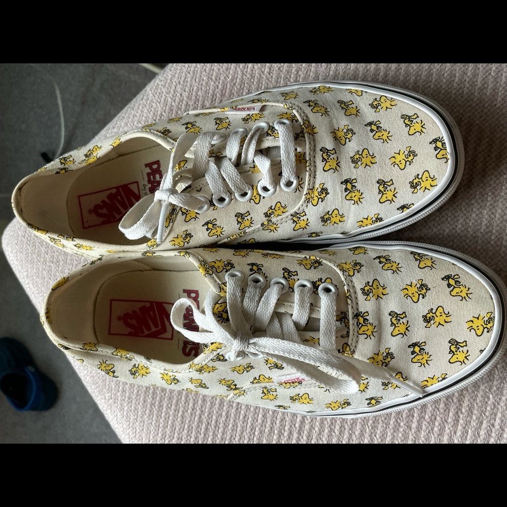 Peanuts Woodstock vans